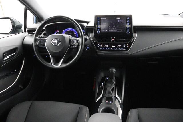 Toyota COROLLA Touring Sports 2.0 Hybrid First Edition | lm velgen | Trekhaak | Navigatie |