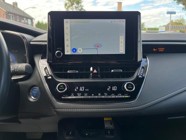 Toyota COROLLA TOURING SPORTS 2.0 HYBRID BUSINESS PLUS 152PK AUTOMAAT / NAVI / CAMERA / DAB / ADAP. CRUISE / STOELVERW. / 17'' LM-VELGEN