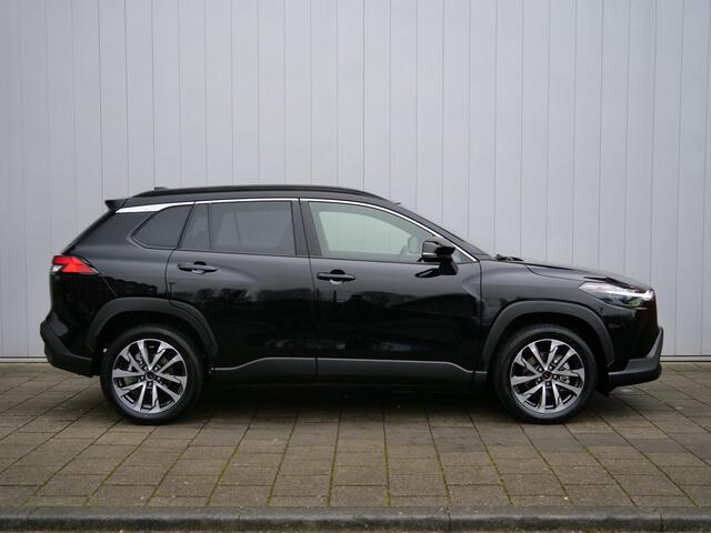 Toyota COROLLA Cross 1.8 High Power Hybrid Style 140 Pk Automaat Navigatie / DAB / Leer / Pano-dak / Apple Carplay