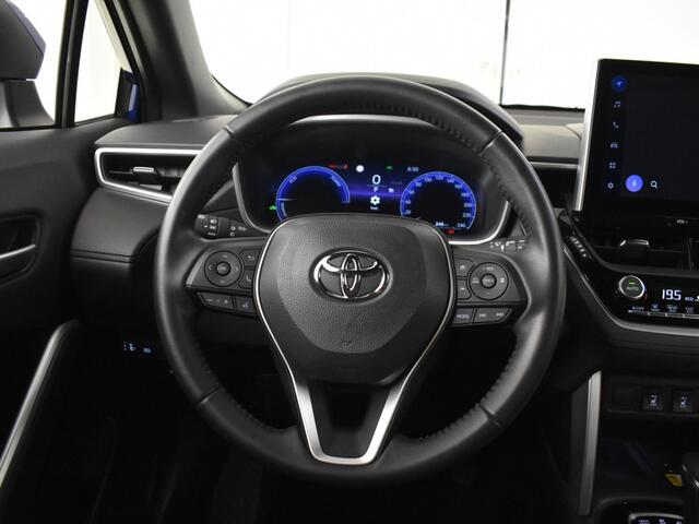 Toyota COROLLA Cross Hybrid 200 Style | Trekhaak | 1/2 leder | Blindspot