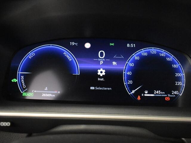 Toyota COROLLA Cross Hybrid 200 Style | Trekhaak | 1/2 leder | Blindspot