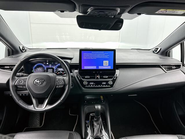 Toyota COROLLA Touring Sports Hybrid 200 Executive | BTW voertuig | JBL | Head-Up Display | Dodehoek detectie | Parkeersensoren voor+achter | Lederen bekleding | Stoel+stuurverwarming | Navigatie | Apple CarPlay/Android Auto | Cruise Control