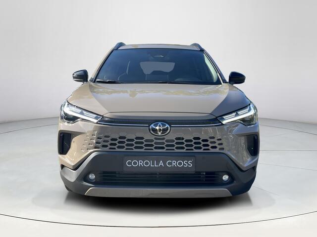 Toyota COROLLA Cross Hybrid 140 Dynamic | Mud Bath metallic | Nieuw uit voorraad leverbaar |