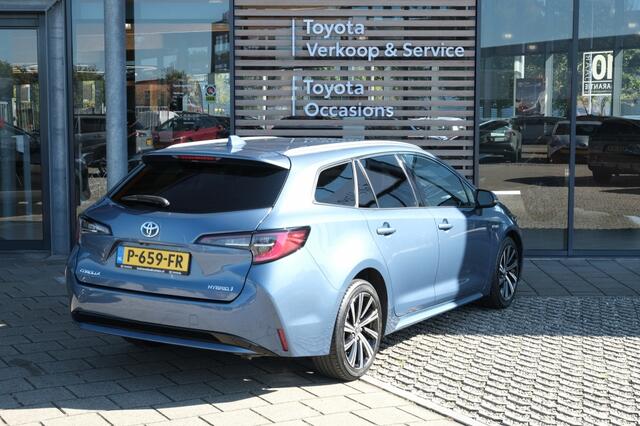 Toyota COROLLA Touring Sports 1.8 Hybrid Dynamic Automaat | Apple CarPlay & Android Auto | Smart Entry | 17" lichtmetalen velgen design 'Dynamic' (Hatchback & Touring Sports) | 7 inch digitaal instrumentenpaneel | Toyota Touch® 2