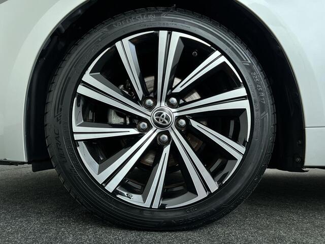Toyota COROLLA Touring Sports 1.8 Hybrid Business Plus | Rijklaar | Stoelverwarming |
