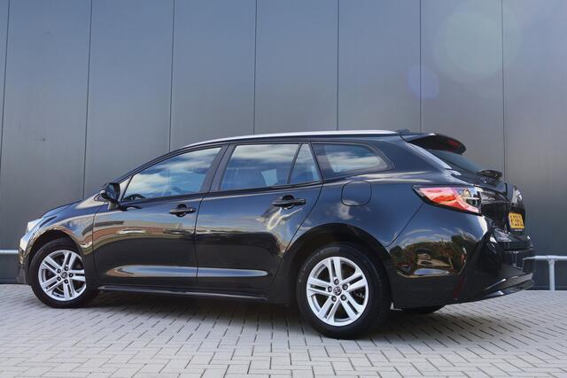 Toyota COROLLA Touring Sports 1.8 Hybrid Business Automaat | 10 jaar garantie! | Apple Carplay / Android Auto | Camera | Adaptieve Cruise Control