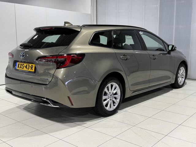 Toyota COROLLA Touring Sports Hybrid 140 Active Parkeersensoren voor en achter, Stoelverwarming Voor, All Season Banden, Apple Carplay/Android Auto, Adaptieve Cruise Control