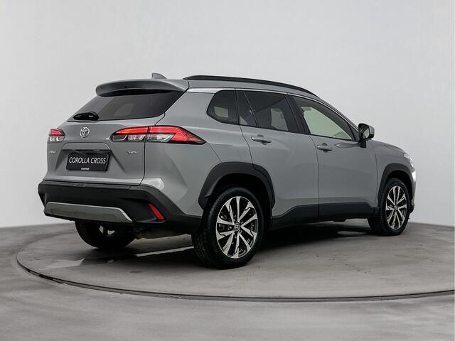 Toyota COROLLA Cross Hybrid 140 Dynamic | Parkeersensoren V+A | Stuur-Stoelverwarming |