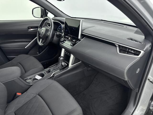 Toyota COROLLA Cross Hybrid 140 Dynamic | Parkeersensoren V+A | Stuur-Stoelverwarming |