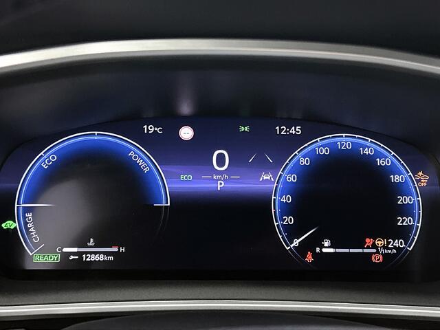 Toyota COROLLA Cross Hybrid 140 Style