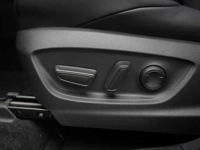 Toyota COROLLA Cross Hybrid 200 Executive | Stuur-Stoelverwarming | JBL | Pano-dak |