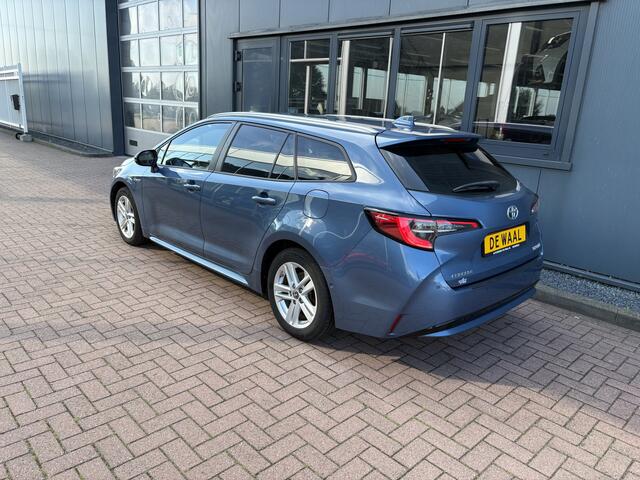 Toyota COROLLA Touring Sports 1.8 Hybrid Business Plus KEYLESS/CAMERA/ADAPT.CRUISE/PDC