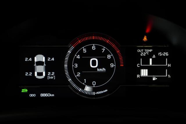 Toyota GR86 235pk 2.4 Premium AUTOMAAT |Apple Carplay|blind spot|sportstoelen|camera|bluetooth|cruise control|stoelverwarming|LED-verlichting|18"|