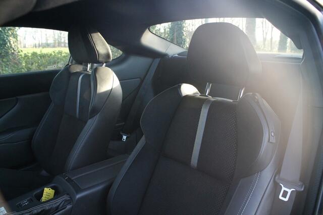 Toyota Gr86 2.4 Premium - Stoelverwaming - Camera - Dodehoek waarschuwing
