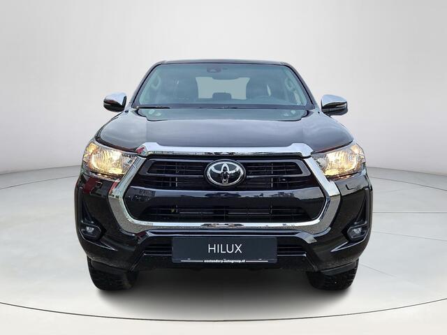 Toyota HI-LUX HiLux 2.4 D-4D Double Cab VAN Professional Premium