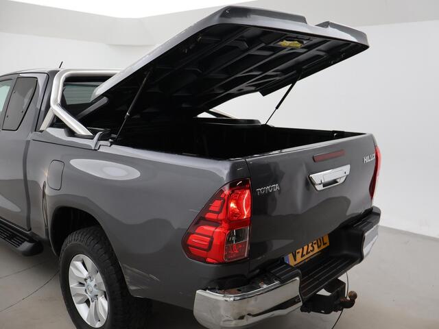 Toyota HI-LUX HiLux 2.4 D-4D-F 4X4 XTRA CAB PROFESSIONAL + 3500 KG TREKHAAK / CAMERA / NAVIGATIE
