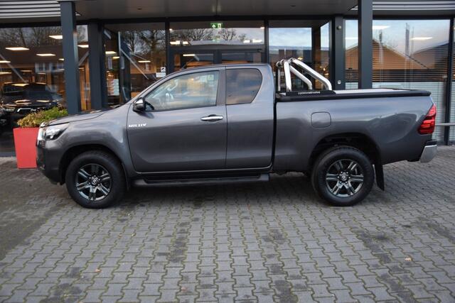Toyota HI-LUX 2.8 D-4D X-TRA CAB PROFESSIONAL A/T 4WD VAN