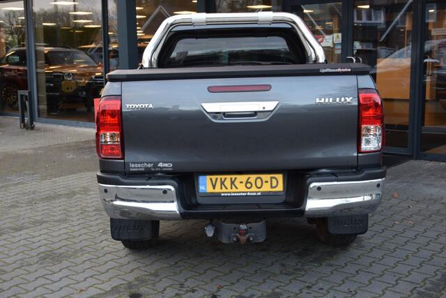 Toyota HI-LUX 2.8 D-4D X-TRA CAB PROFESSIONAL A/T 4WD VAN