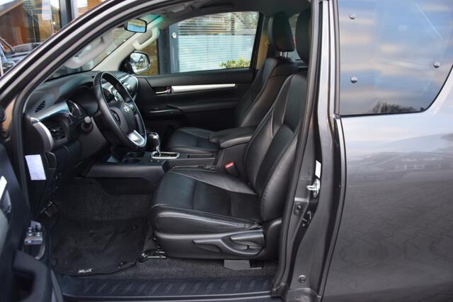 Toyota HI-LUX 2.8 D-4D X-TRA CAB PROFESSIONAL A/T 4WD VAN