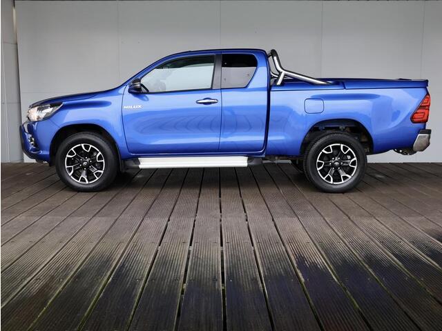 Toyota HI-LUX HiLux 2.4 D-4D-F Xtra Cab Professional | Trekhaak | Camera achter | Cruise Control |