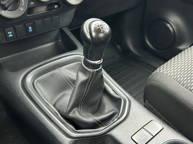 Toyota HI-LUX HiLux 2.4 D-4D-F Xtra Cab Cool Comfort