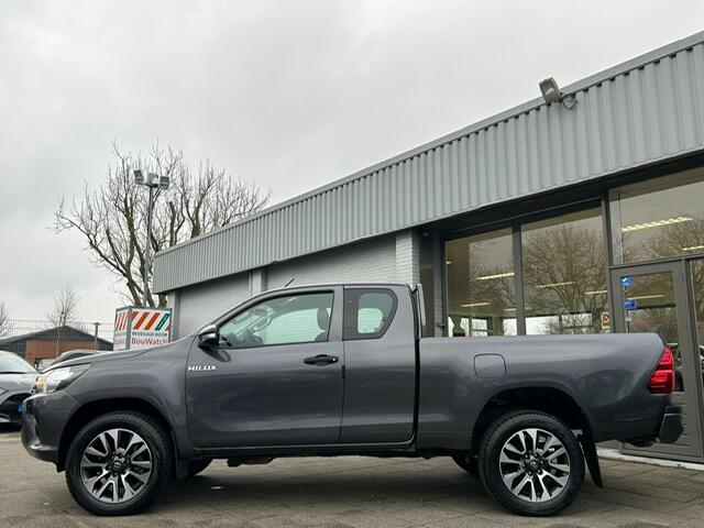 Toyota HI-LUX HiLux 2.4 D-4D-F Xtra Cab Cool Comfort