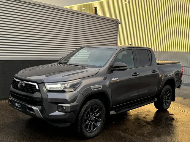 Toyota HI-LUX HiLux 2.8 D-4D Double Cab Invincible Grijs kenteken! Nieuw en direct rijden! INCL. Tonneau Cover