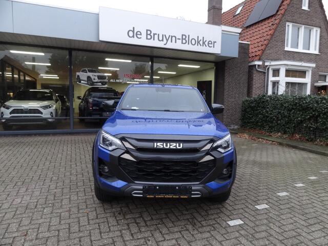 Toyota HI-LUX HiLux 1.9 Isuzu D-Max V-Cross Extended Cab Automaat 4WD BPM-vrij trekhaak