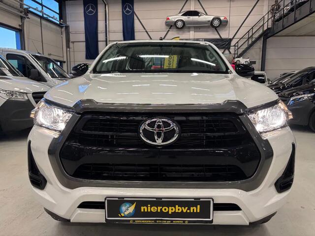 Toyota HI-LUX Hilux 2.4 D-4D Comfort 4x4 1.5Cab NIEUW 3500KG Trekgewicht BPM VRIJ 10 x op voorraad ¤38.500 ex