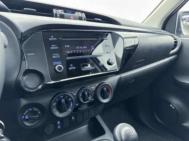 Toyota HI-LUX HiLux 2.4 D-4D Comfort 4x4 Xtra Cab NIEUW 3500KG Trekgewicht Cruise Control Airco