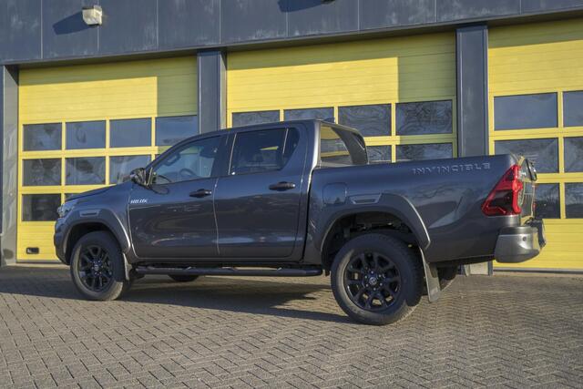 Toyota HI-LUX HiLux 2.8 D-4D Double Cab Hybrid Invincible