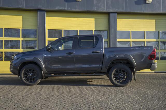 Toyota HI-LUX HiLux 2.8 D-4D Double Cab Hybrid Invincible