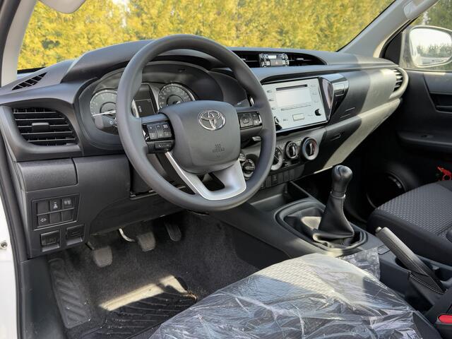Toyota HI-LUX HiLux 2.4 D-4D XTRA CAB / !! NIEUW !! BPM VRIJ / 4x4 / AIRCO / CRUISE / 3500 KG TREKGEWICHT