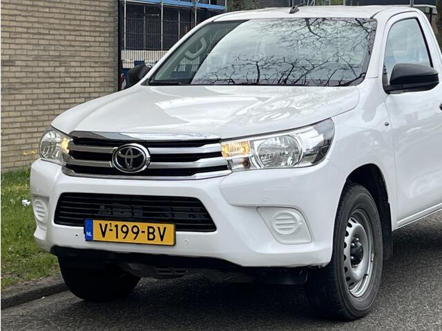 Toyota HI-LUX 2.4 D-4D-F Comfort