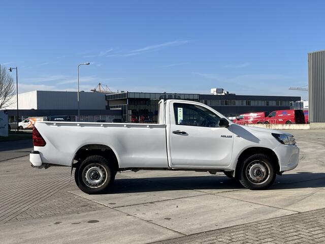 Toyota HI-LUX 2.4 D-4D-F Comfort