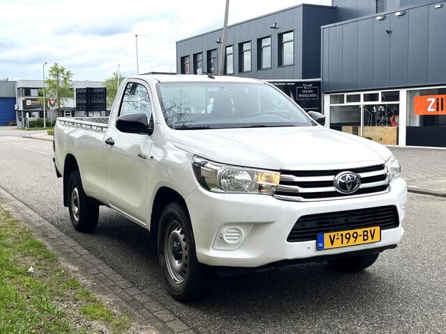 Toyota HI-LUX 2.4 D-4D-F Comfort