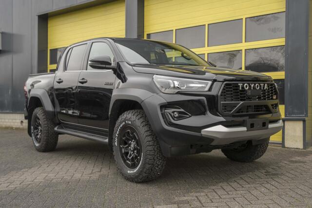 Toyota HI-LUX HiLux 2.8 D-4D Double Cab GR Sport BPM VRIJ!