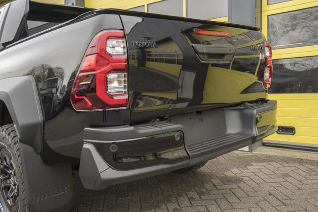 Toyota HI-LUX HiLux 2.8 D-4D Double Cab GR Sport BPM VRIJ!