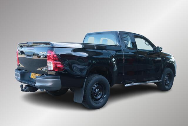 Toyota HI-LUX HiLux 2.4 D-4D-F Xtra Cab Comfort, Trekhaak, Airco