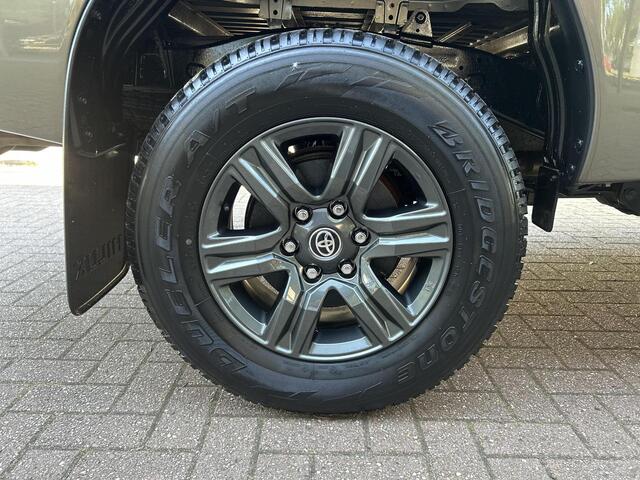 Toyota HI-LUX HiLux 2.8 D-4D Xtra Cab Professional premium | 06-10141018 Voor meer informatie