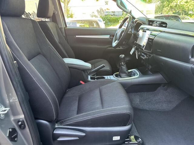Toyota HI-LUX HiLux 2.8 D-4D Xtra Cab Professional premium | 06-10141018 Voor meer informatie