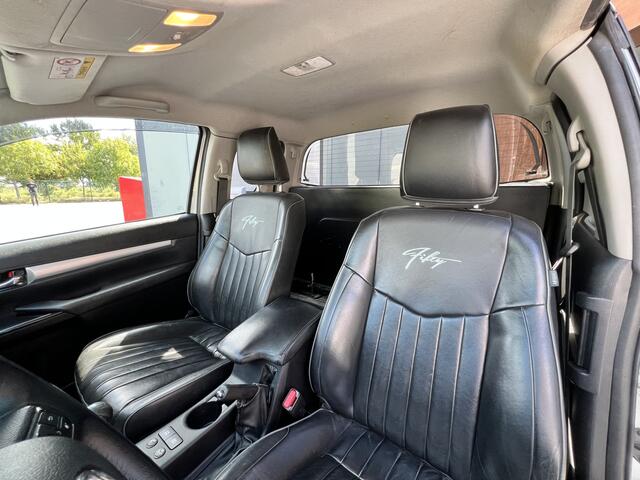 Toyota HI-LUX HiLux 2.4 D-4D-F Xtra Cab Professional | Cruise control | DAB | Camera