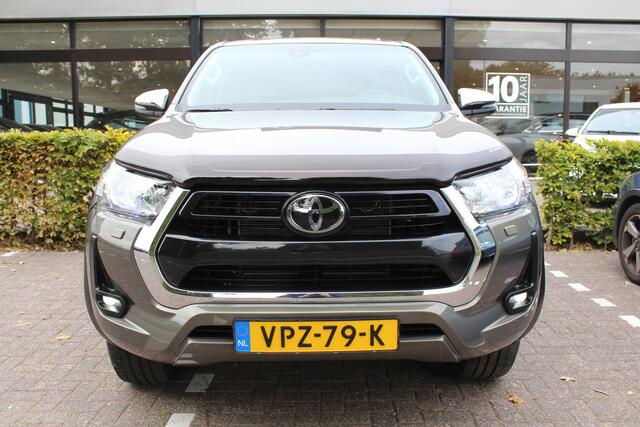 Toyota HI-LUX HiLux 2.8 D-4D Xtra Cab Professional premium Automaat | Rijklaar | Hardtop | Navi | Apple/Android | Trekhaak | PDC | Camera
