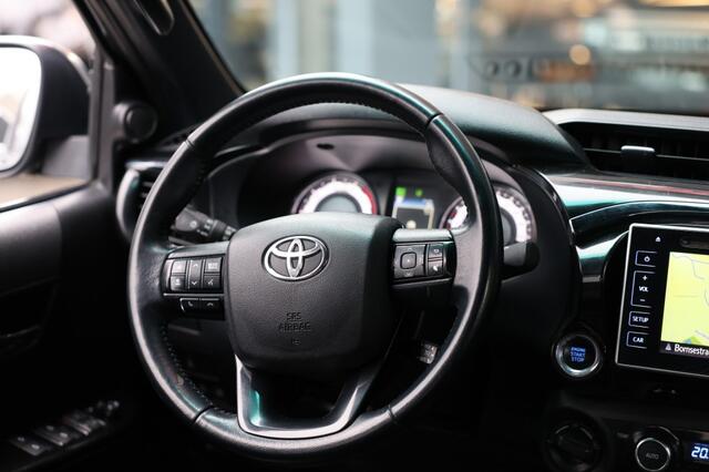 Toyota HI-LUX 2.4 D-4D DUBBEL CABINE LIMITED B/E TREKKER A/T 5 SITZ 4WD VAN