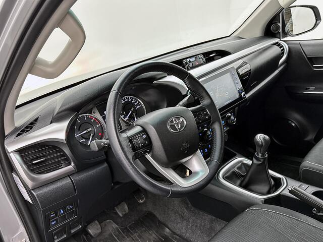 Toyota HI-LUX HiLux 2.4 D-4D Xtra Cab Professional Toneau cover 4x4 3.5t trekhaak Navigatie Stoelverwarming