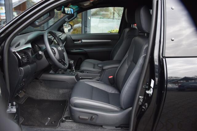 Toyota HI-LUX 2.8 D-4D X-TRA CAB INVINCIBLE A/T VAN