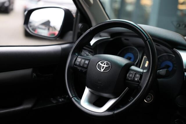 Toyota HI-LUX 2.4 D-4D XTRA CAB CHALLENGER 4WD VAN