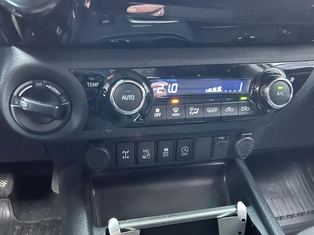 Toyota HI-LUX HiLux 2.4 D-4D-F Double Cab EXPORT**