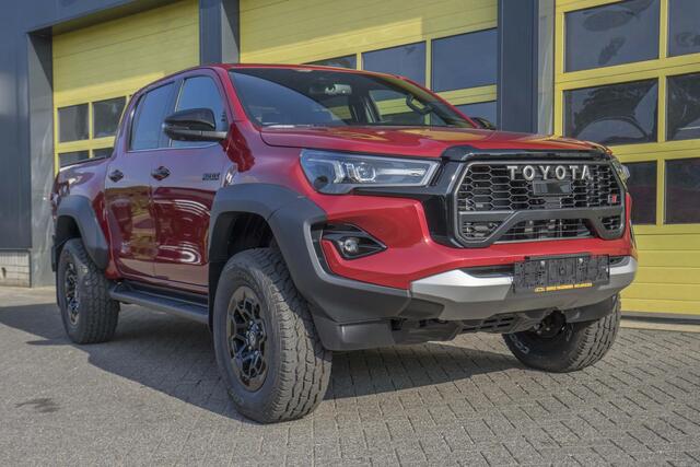 Toyota HI-LUX HiLux 2.8 D-4D Double Cab GR Sport