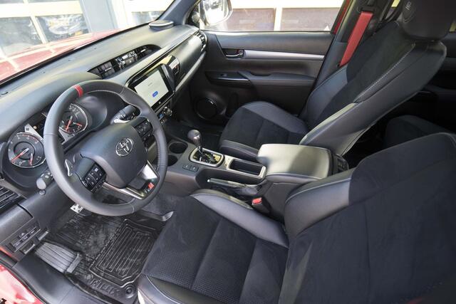 Toyota HI-LUX HiLux 2.8 D-4D Double Cab GR Sport